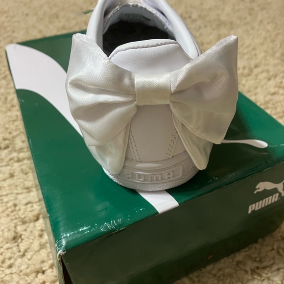 NWT and NIB Women’s Puma Basket Bow (heel) Sneakers - Picture 6 of 6